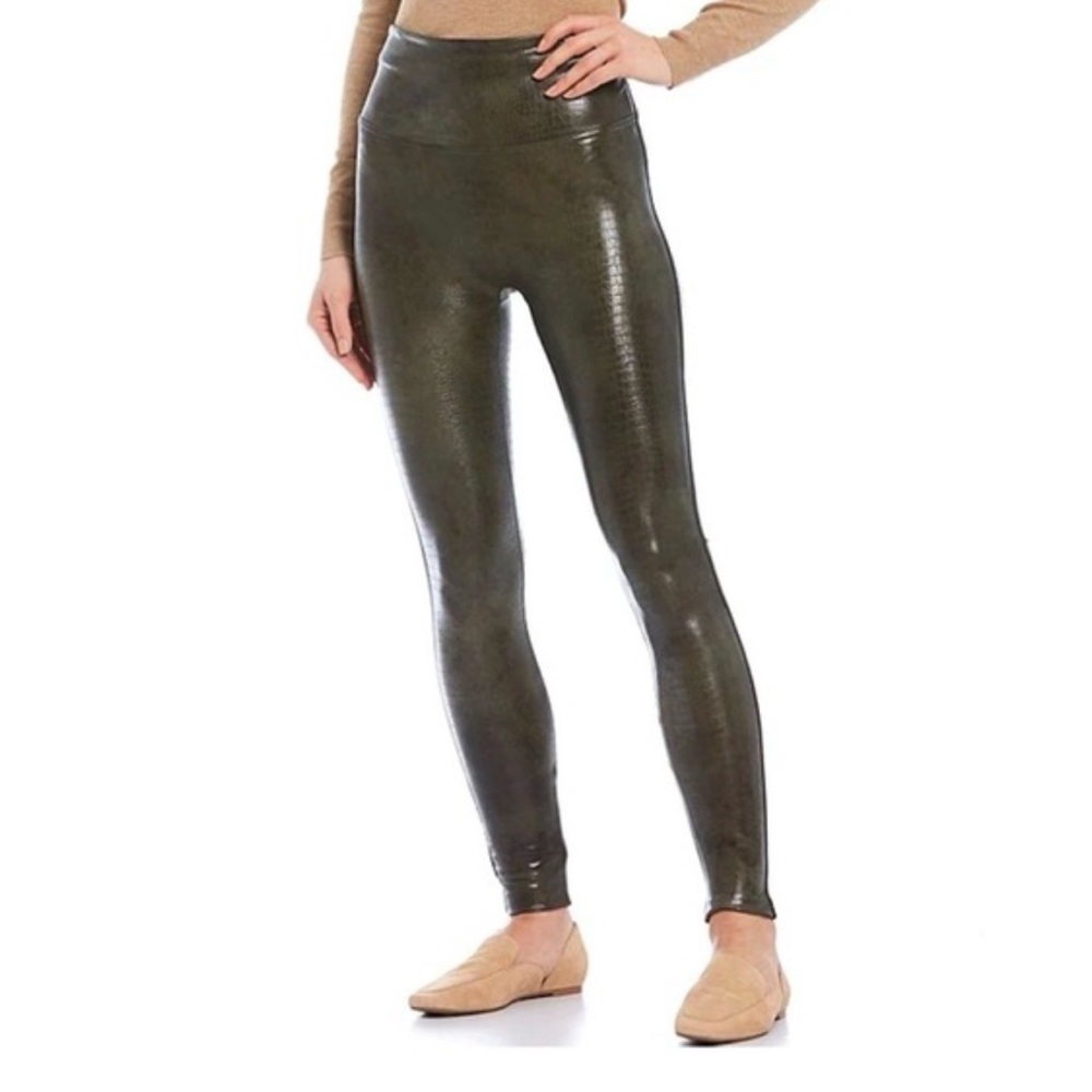SPANX Faux Leather Croc Shine Leggings in Color Darkened Olive Sz L NWT Shaping